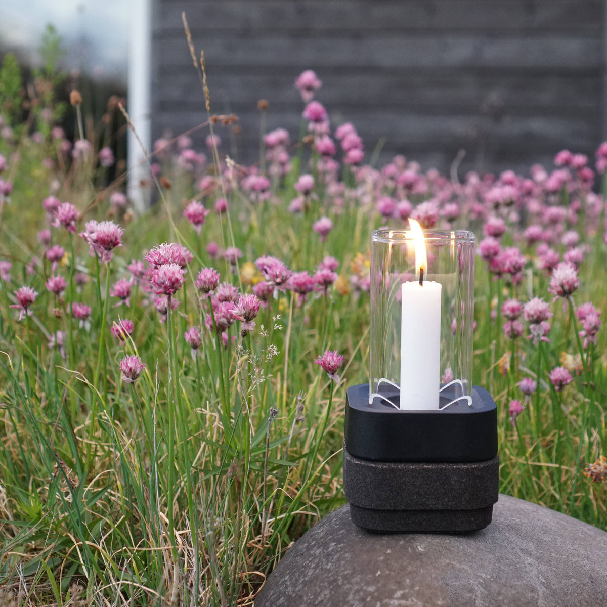Born in Sweden Windlicht Schwarz