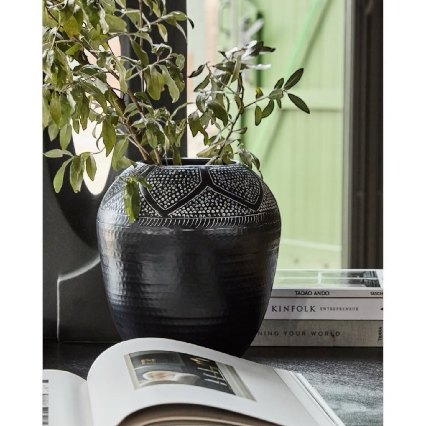 House Doctor Vase Bloss Schwarz