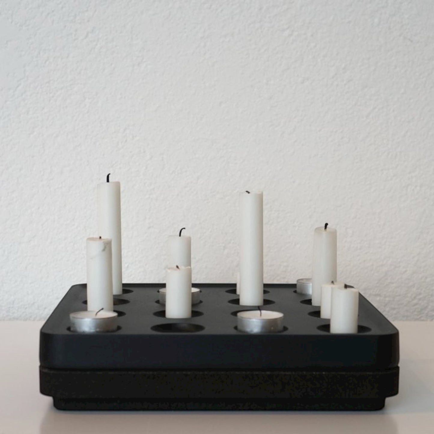 Born in Sweden Korkschale Fyran L Schwarz