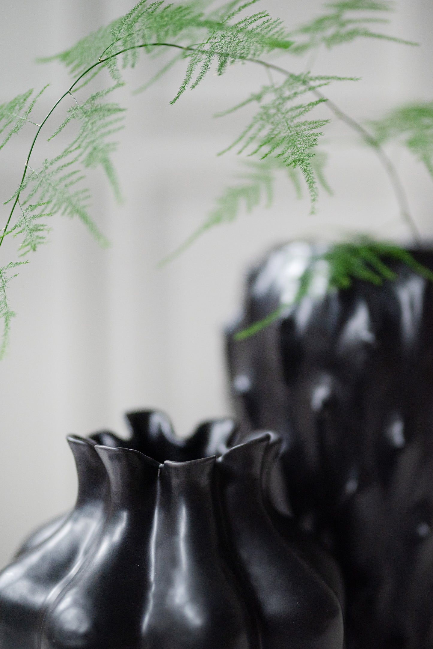 Wikholm Vase Violet Schwarz