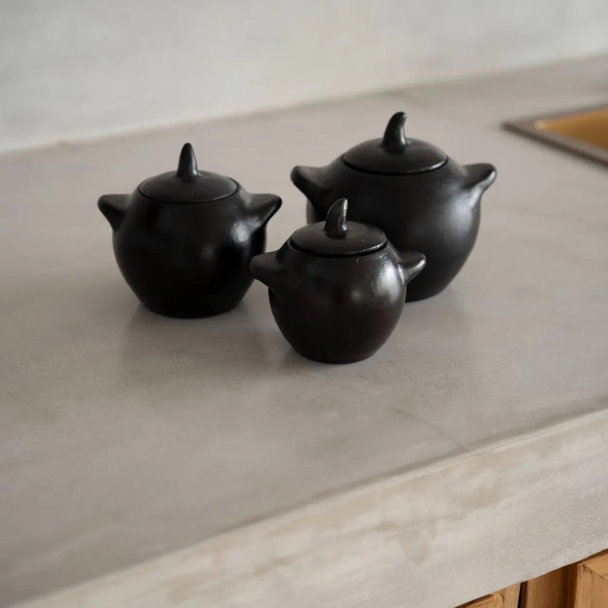 Bazar Bizar Burned Jar Schwarz