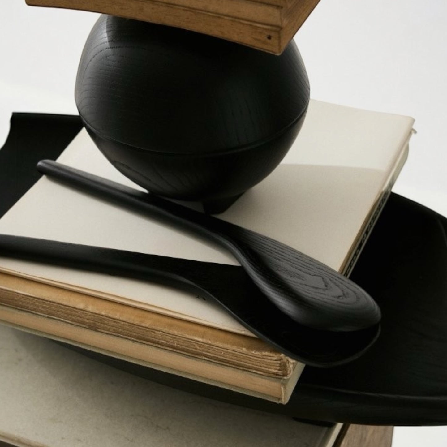 SERAX Salatbesteck Out of Lines Schwarz