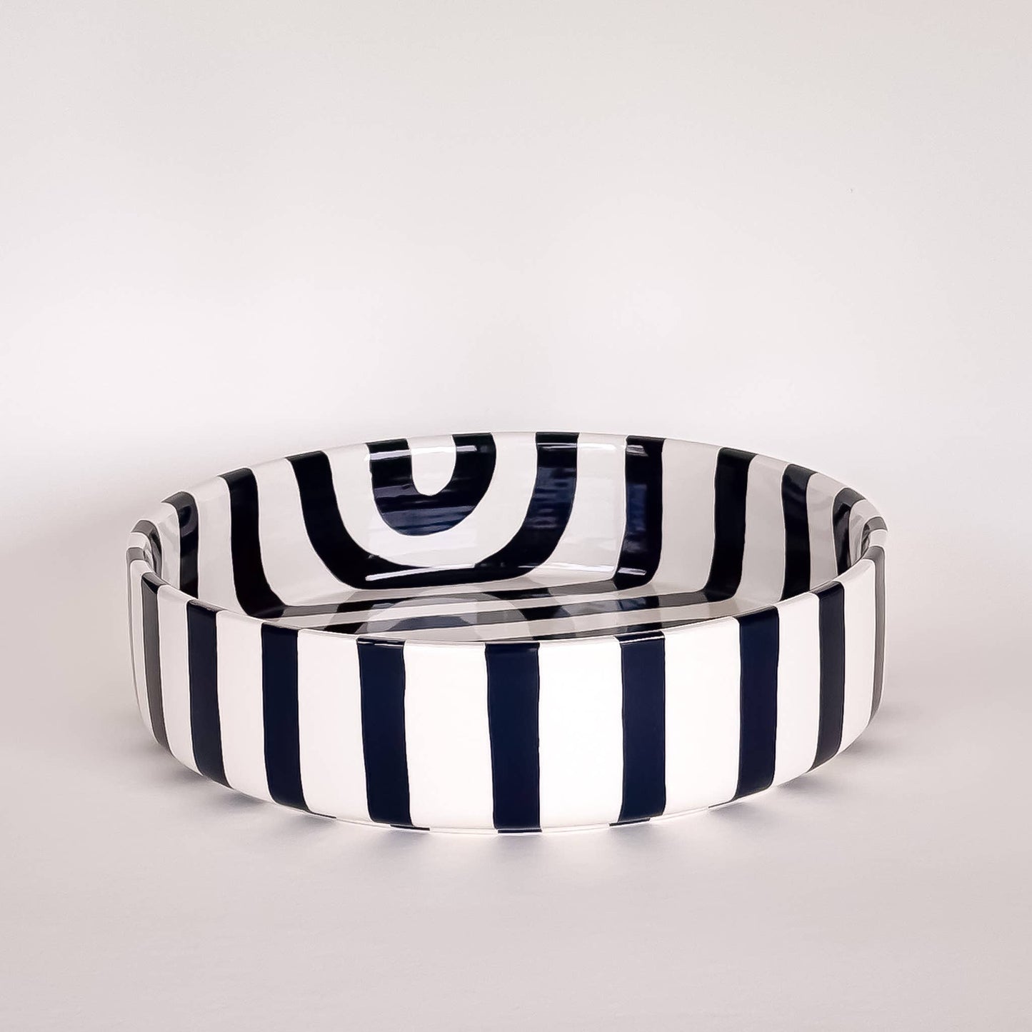 Magazin Minori Schale Stripes L Schwarz